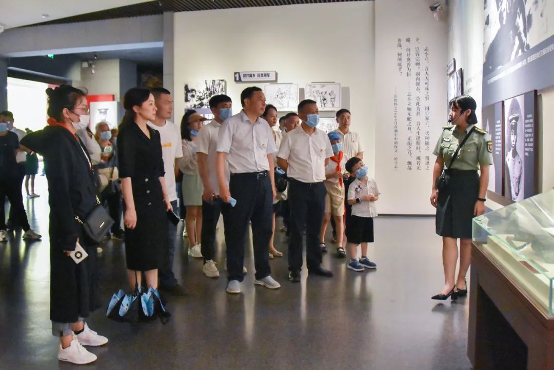 ������ɫѪ�������ﰮ�����飡MS - ��ʨ����ᵳί��չ�������⵳�ջ(ͼ3)