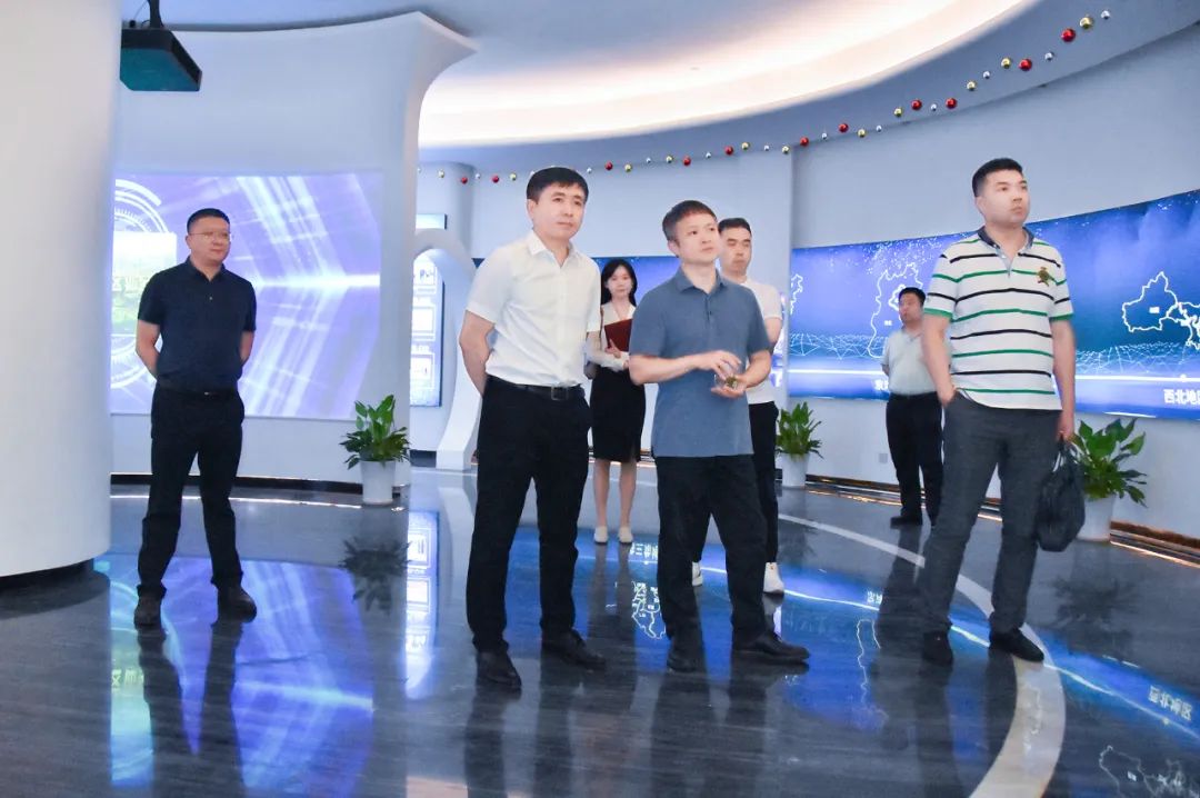 华融湘江银行光临MS - 美狮贵宾会调查互换(图4) 华融湘江银行光临MS - 美狮贵宾会调查互换(图4)