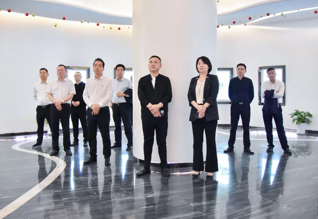 ���¸�������������MS - ��ʨ�������黥��(ͼ1)