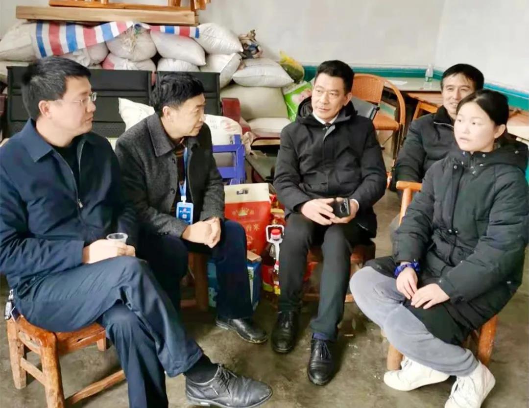 �ð��ؼ�:MS - ��ʨ����᳣�¸���ó�׹㳡��չ���ڷ�ƶ��������ů�(ͼ2)