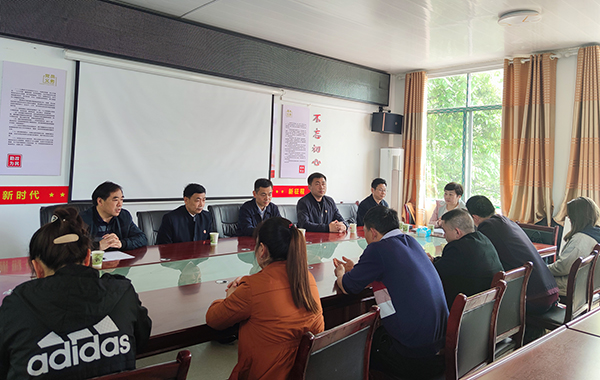 MS - ÃÀʨ¹ó±ö»áµ³Î¯·¢Õ¹¡°ÕýµÂÉÆÐÐ ÖúÁ¦ÍÑÆ¶¡± °®ÐĹ«Òæ»î¶¯(ͼ2) MS - ÃÀʨ¹ó±ö»áµ³Î¯·¢Õ¹¡°ÕýµÂÉÆÐÐ ÖúÁ¦ÍÑÆ¶¡± °®ÐĹ«Òæ»î¶¯(ͼ2)