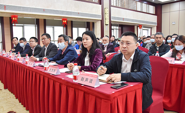 ��ʵ�������δ�ʾ��԰�� ���ϸ�������԰���а�ȫ����ר����ѵ(ͼ6)