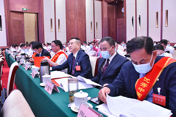 ������������������ Ϊ�����ִ������Ϲ��׸�������(ͼ2)