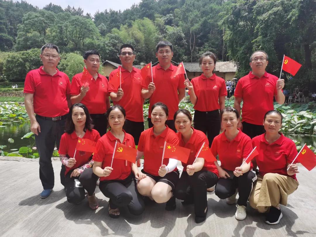 ������ͷ������������̽Ѱ���¸��ǹ�����ó�����ǵķ�չ����(ͼ8)