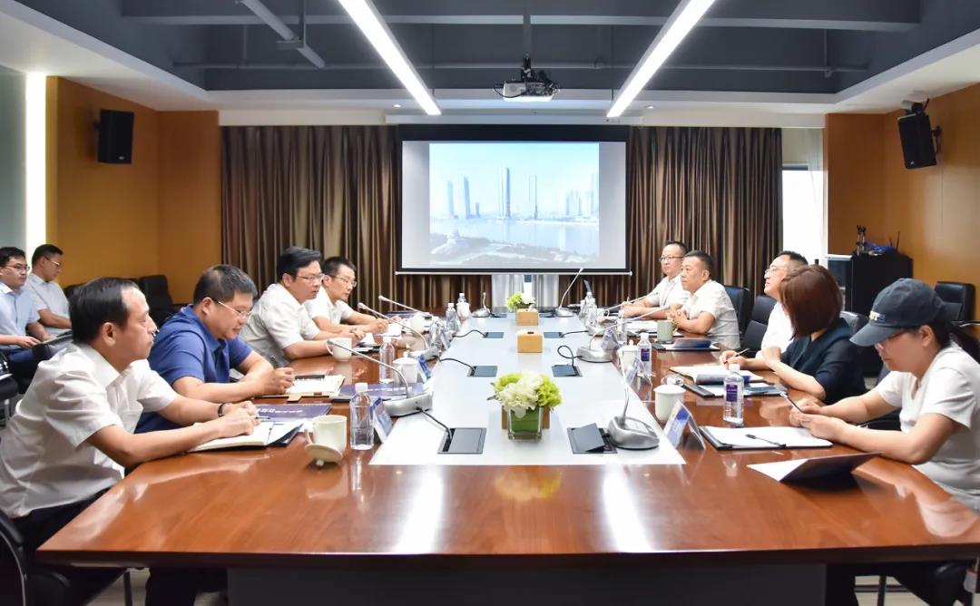 天心区委书记吴新伟一行光临MS - 美狮贵宾会调研调查(图4) 天心区委书记吴新伟一行光临MS - 美狮贵宾会调研调查(图4)