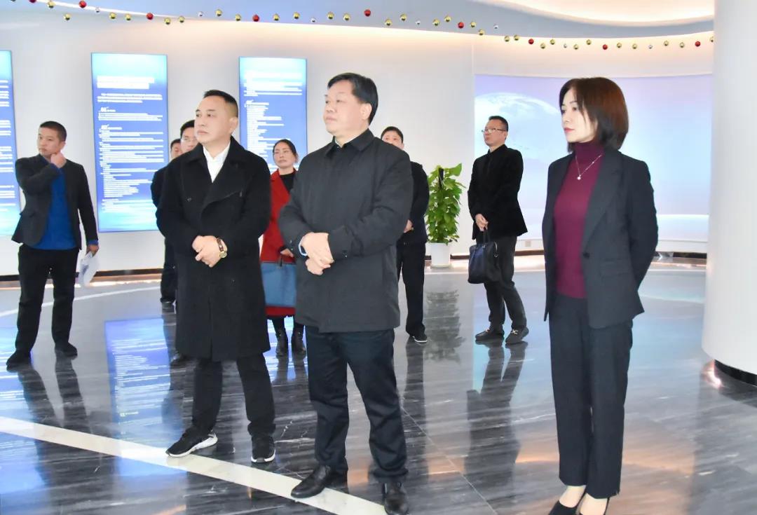 岳阳经开区辅导光临MS - 美狮贵宾会调查互换(图1) 岳阳经开区辅导光临MS - 美狮贵宾会调查互换(图1)